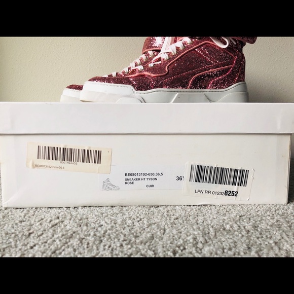 Givenchy high top Tyson sneaker - Picture 4 of 5